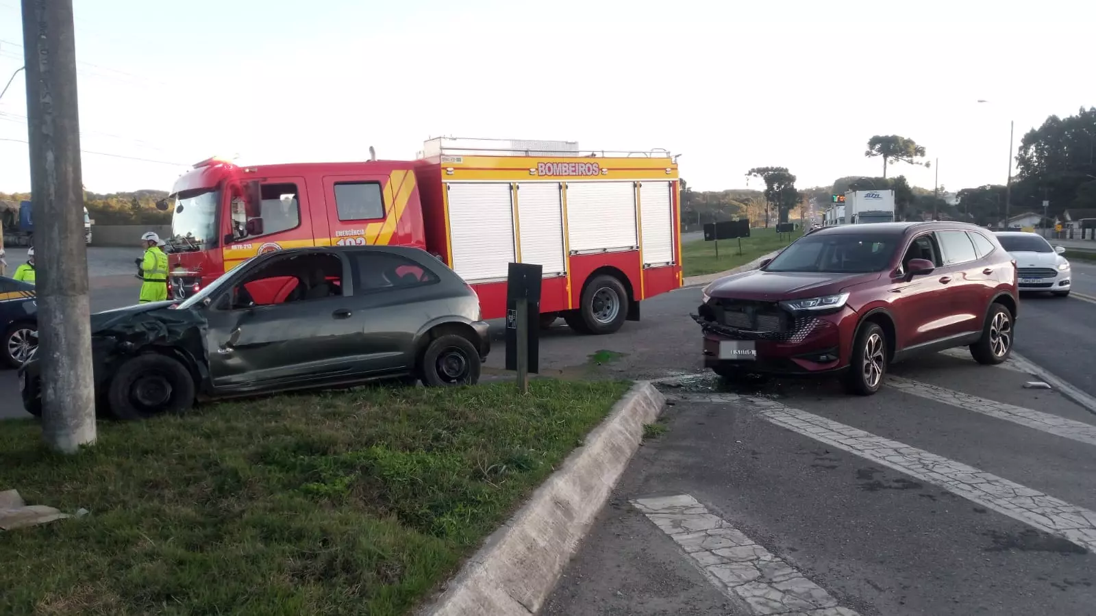 Acidente na BR-116 em Mafra deixa uma pessoa ferida